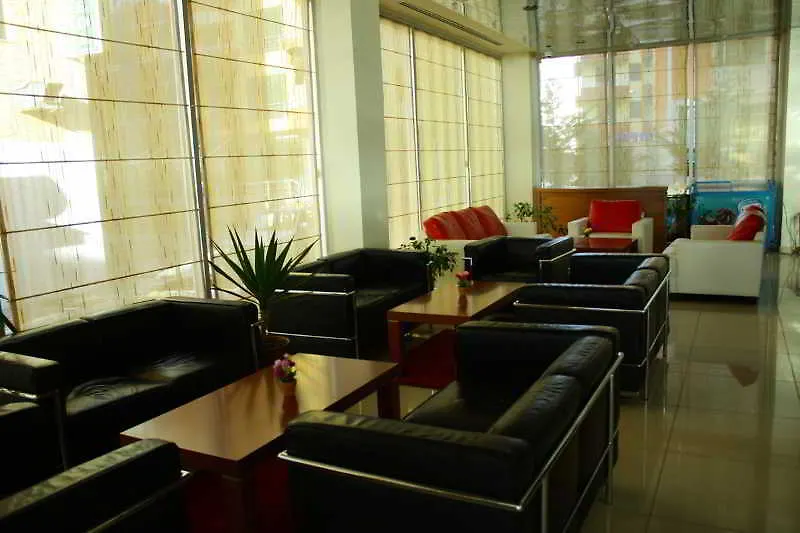 As Hotel Golem