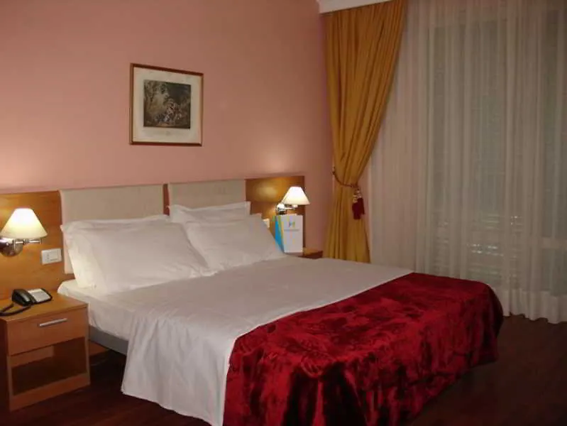 As Hotel Golem  Golem (Tirana)