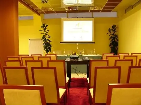As Hotel Golem   Golem (Tirana)