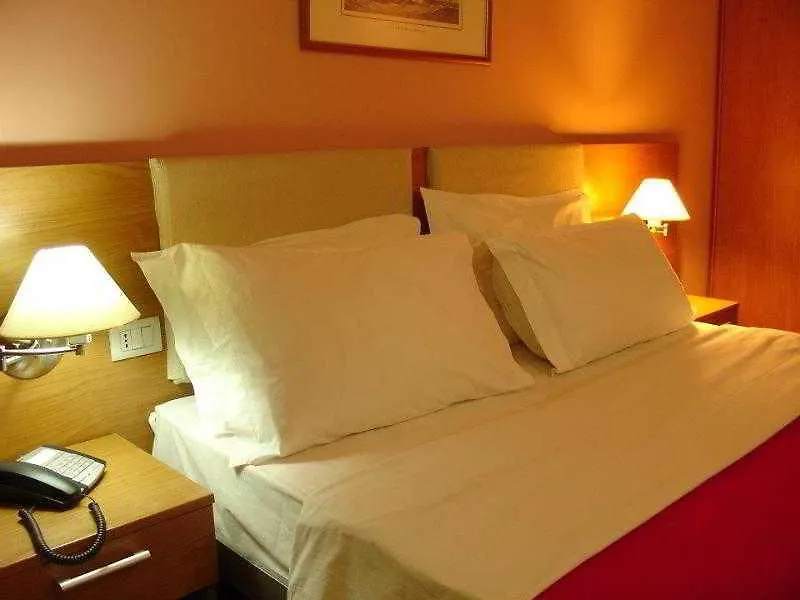 As Hotel Golem